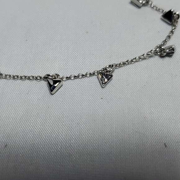 Rebecca minkoff silver floating triangle Y necklace - Picture 4 of 8